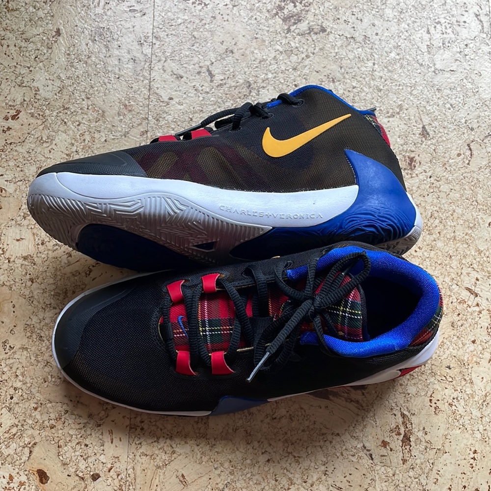 Nike zoom freak, coming to America, 7Y